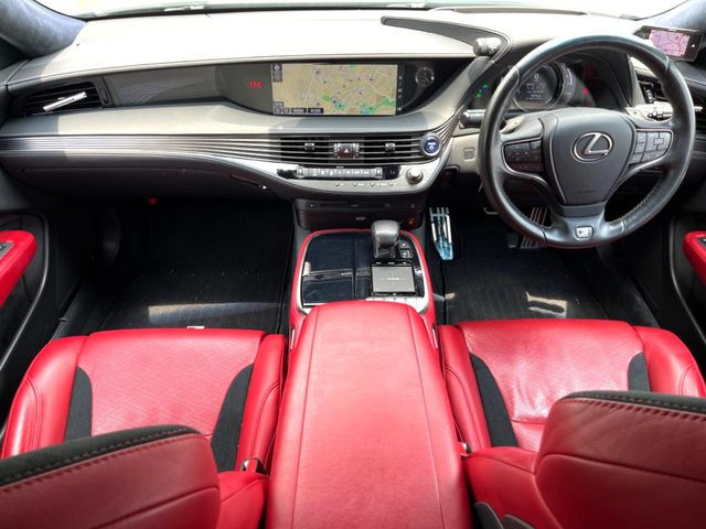 LS500h Fスポーツ