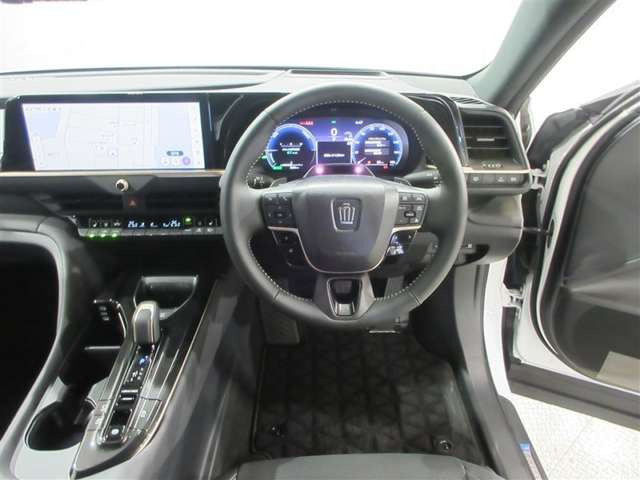 クラウンエステート2.5 Z E-Four 4WD
