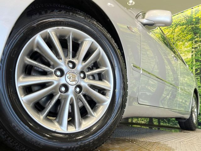 �y����16�C���`�A���~�z�C�[���z�O�ςɃ}�b�`���������A���~�z�C�[���𑕒����Ă���܂��B�e��ЊO�A���~�z�C�[����A�X�^�b�h���X�^�C�����戵�����Ă���܂��B���񂲑��k����������