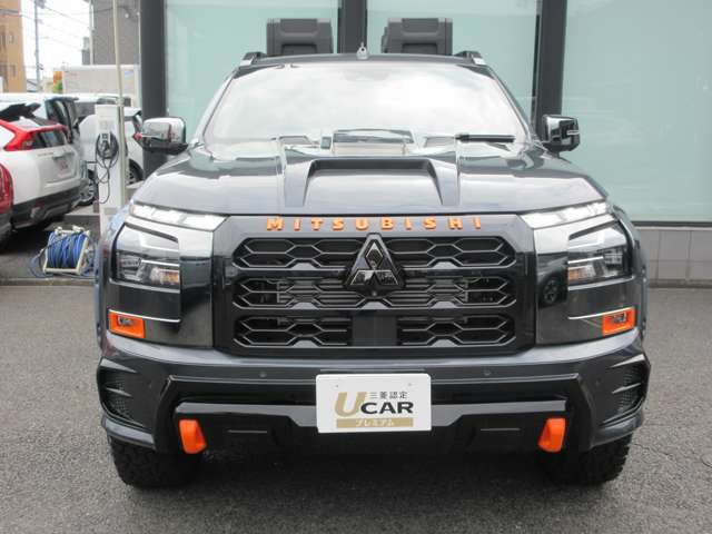 トライトン2.4 GSR ディーゼル 4WD