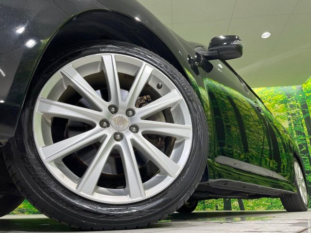 �y����18�C���`�A���~�z�C�[���z�O�ςɃ}�b�`���������A���~�z�C�[���𑕒����Ă���܂��B�e��ЊO�A���~�z�C�[����A�X�^�b�h���X�^�C�����戵�����Ă���܂��B���񂲑��k����������