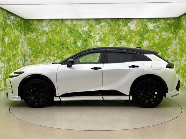 クラウンスポーツ2.5 Z E-Four 4WD