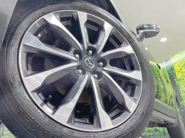 �y����18�C���`�A���~�z�C�[���z�O�ςɃ}�b�`���������A���~�z�C�[���𑕒����Ă���܂��B�e��ЊO�A���~�z�C�[����A�X�^�b�h���X�^�C�����戵�����Ă���܂��B���񂲑��k����������