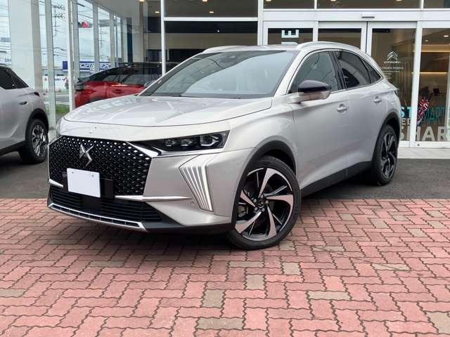 DS7オペラ E-TENSE 4&amp;times;4 パールグレーエディション  4WD
