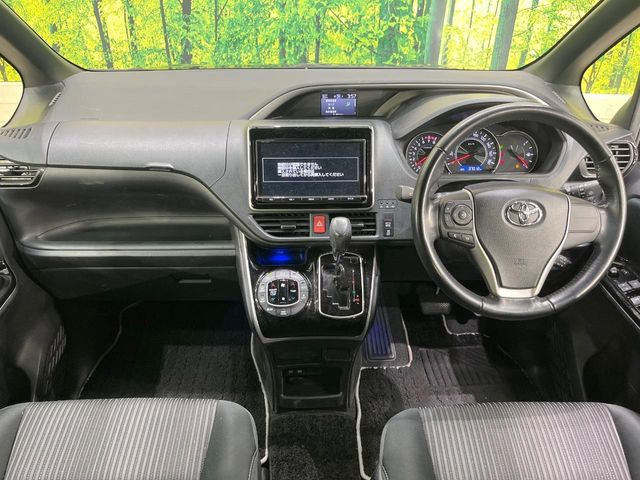 ヴォクシー2.0 ZS 煌
