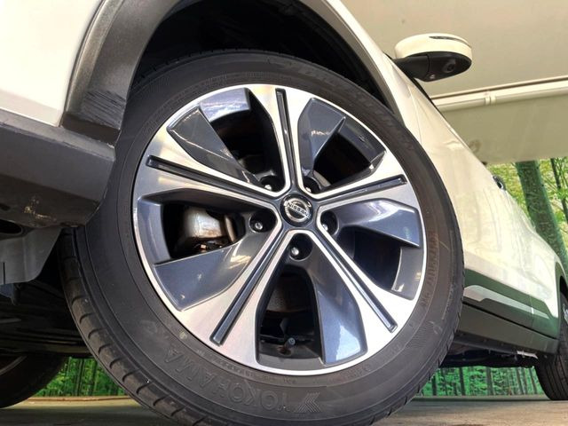 �y�����A���~�z�C�[���z�O�ςɃ}�b�`���������A���~�z�C�[���𑕒����Ă���܂��B�e��ЊO�A���~�z�C�[����A�X�^�b�h���X�^�C�����戵�����Ă���܂��B���񂲑��k����������