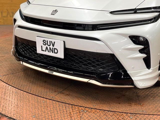 クラウンスポーツ2.5 Z E-Four 4WD