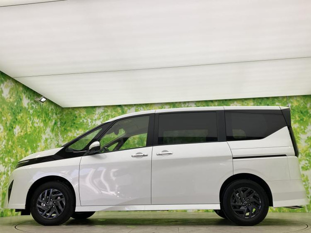 セレナ1.4 e-POWER ハイウェイスターV