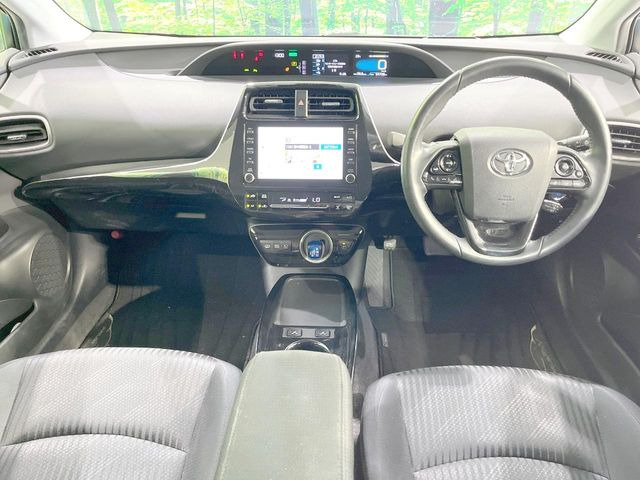 プリウスPHV1.8 A