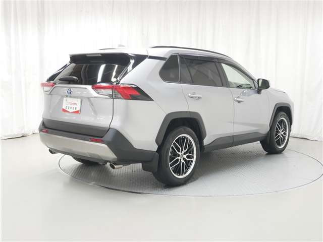 RAV42.5 ハイブリッド G E-Four 4WD