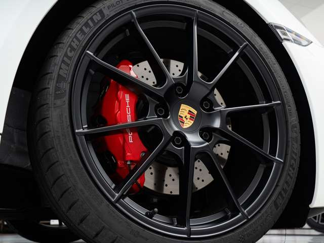 �y �A�y���^�F�蒆�Î� �z���Ђł̎ԗ��m�F�ɉ����A��O�ҋ@��2�Ђ֊Ӓ���˗����A�ԗ���Ԃ��`�F�b�N�B���i���̎��_�Ŗ�����s��������ΑΉ��A���S���Ă��͂��o���邨�Ԃ̏�ԂɎd�グ�܂��B