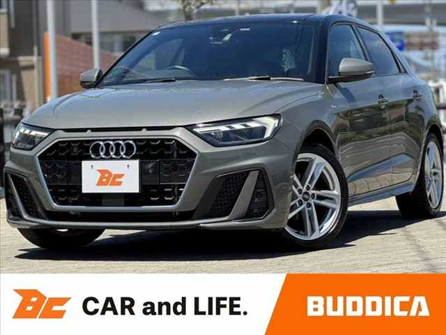 A1スポーツバック25 TFSI Sライン