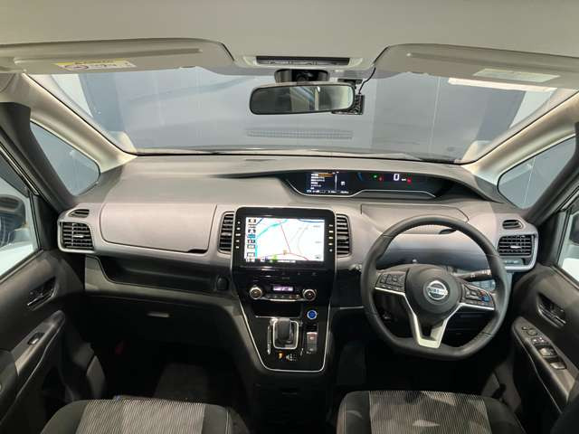 セレナ1.2 e-POWER ハイウェイスターV