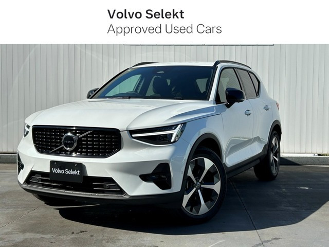 XC40ウルトラ B4 AWD 4WD