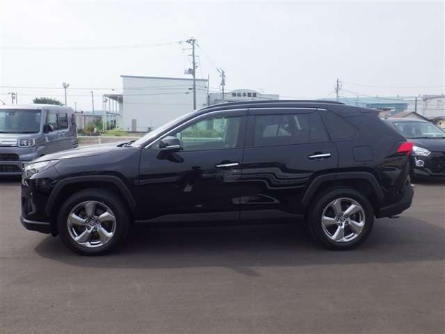 RAV42.5 ハイブリッド G E-Four 4WD