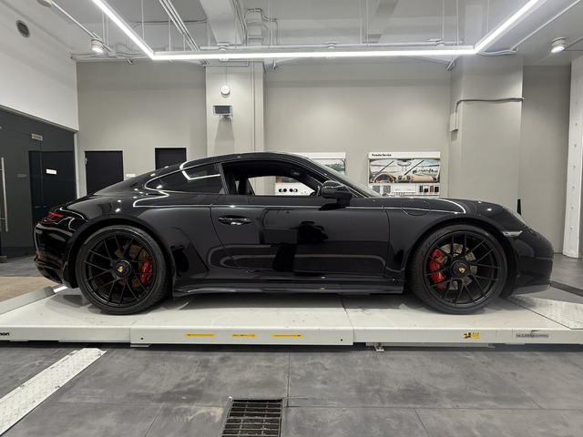 911カレラ4 GTS PDK
