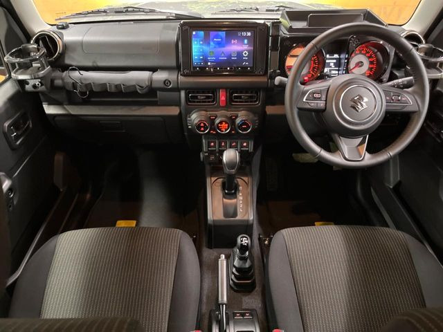 ジムニーシエラ1.5 JC 4WD