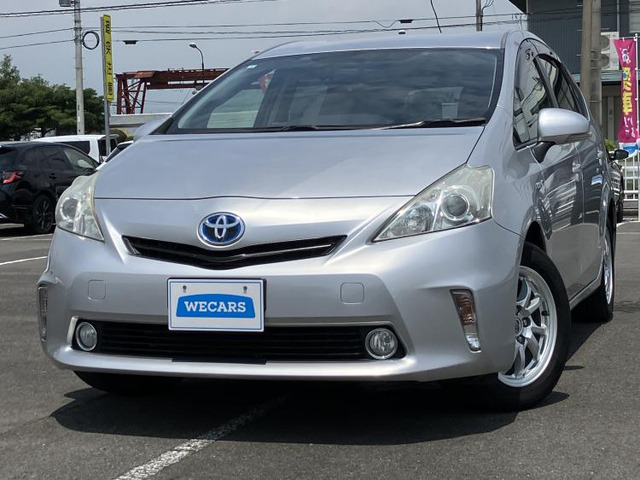 プリウスα1.8 S