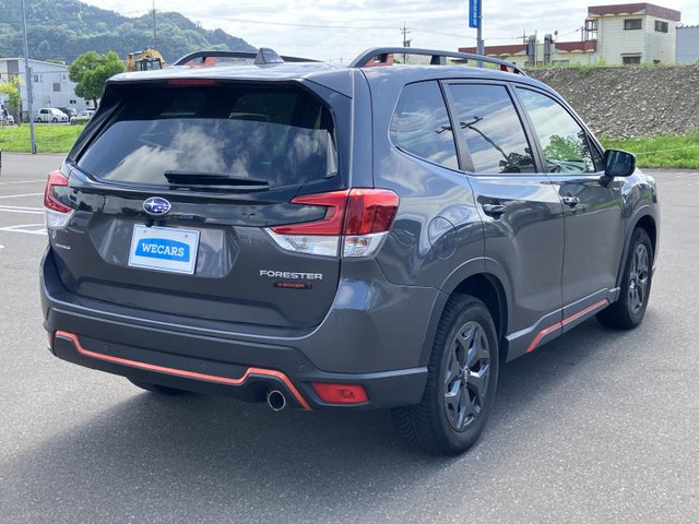 フォレスター2.0 エックスブレイク 4WD