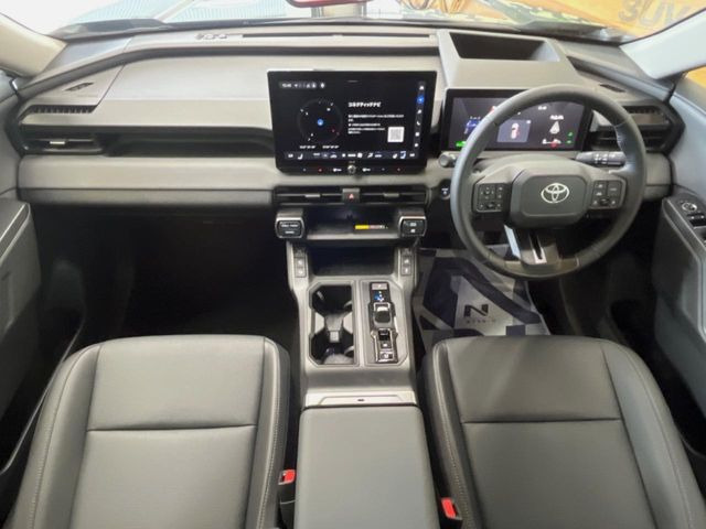 RAV42.5 Z E-Four 4WD