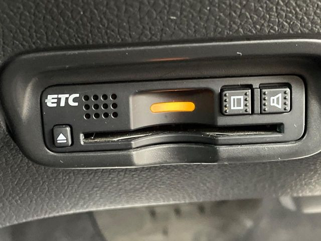 【ETC】高速道路の料金所をストレスなく通過!話題のスポットやサービスエリアに多い「スマートIC」利用時は必須のアイテムです。当店でセットアップを実施、ご納車当日からすぐにご利用いただけます!