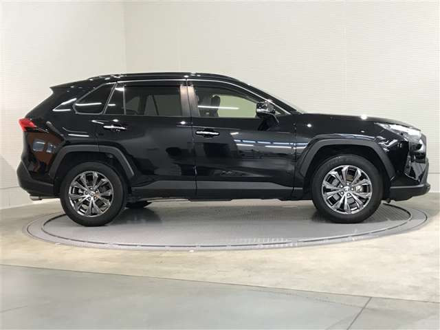 RAV42.5 ハイブリッド G E-Four 4WD