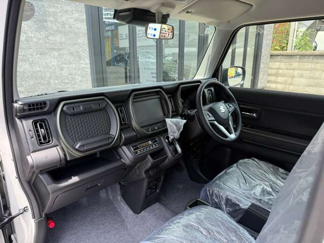 ご来店前にご希望のお車とお時間のご連絡を頂けますと、スムーズな対応をさせて頂くことが可能です。【を見た♪】とお伝えください。