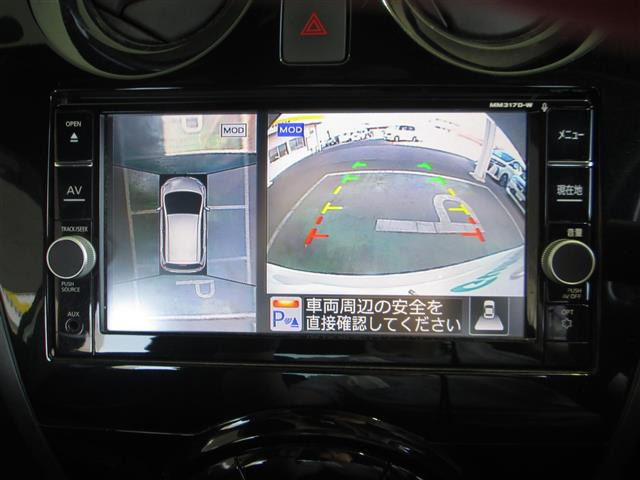 ノート1.2 e-POWER X ブラックアロー