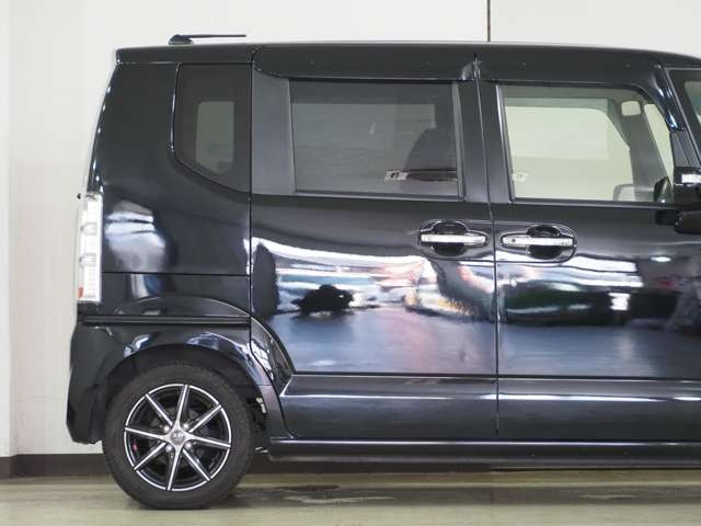軽マートの車は全車安心の保証付!!自信があるのでできるんです♪整備工場、板金工場、完備♪