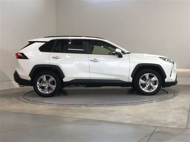 RAV42.5 ハイブリッド G E-Four 4WD