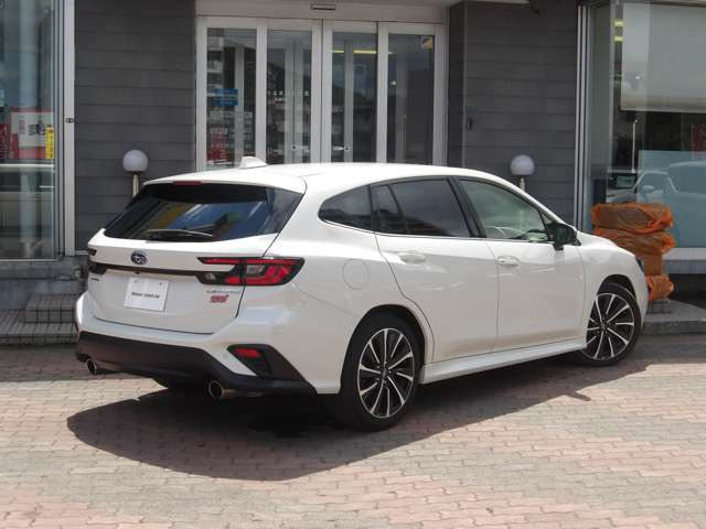 レヴォーグ1.8 STI スポーツ EX 4WD