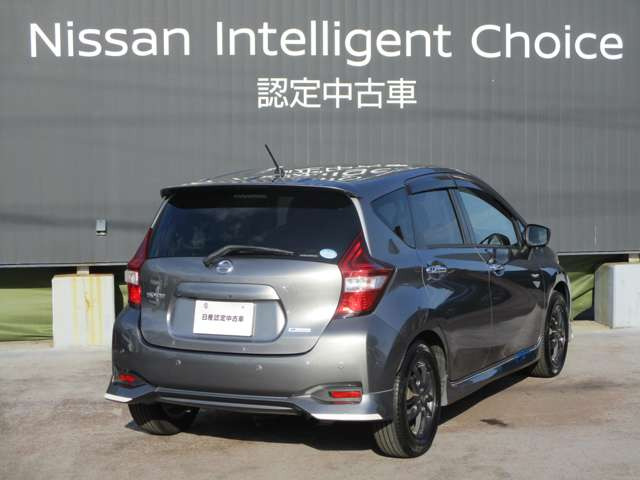 ノート1.2 X DIG-S 助手席スライドアップシート車