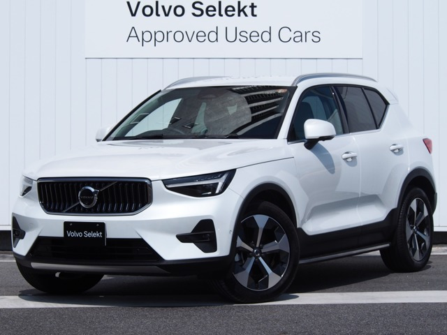 XC40ウルトラ B4 AWD 4WD