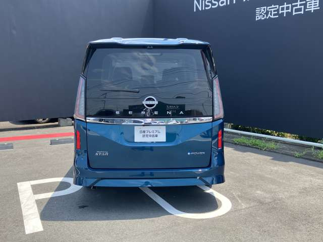 セレナ1.4 e-POWER ハイウェイスターV