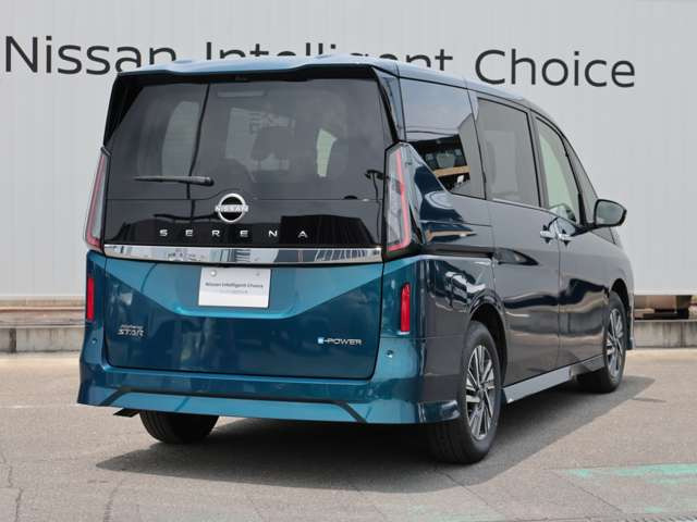 セレナ1.4 e-POWER ハイウェイスターV
