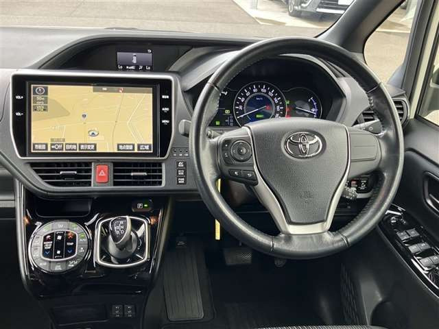 ノア1.8 ハイブリッド Si