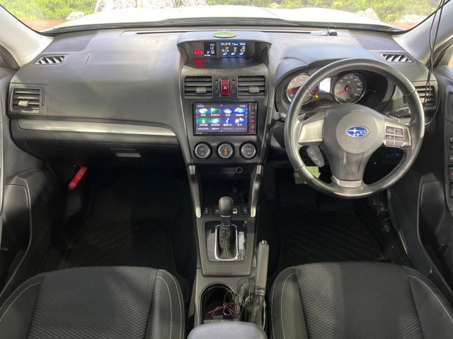フォレスター2.0i-S アイサイト 4WD