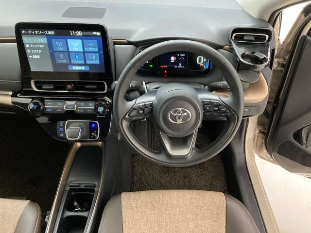 アクア1.5 Z ラフィネ E-Four 4WD
