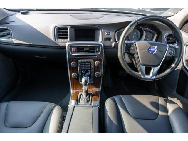 V60T6 AWD 4WD