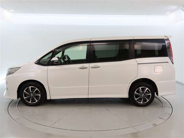 ノア2.0 Si W×B II 4WD