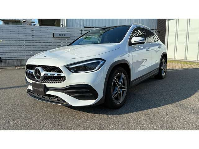GLAクラスGLA200d 4マチック AMGラインパッケージ 4WD