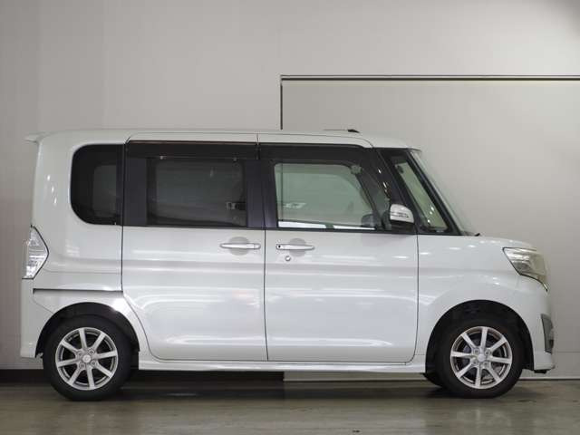 軽マートの車は全車安心の保証付!!自信があるのでできるんです♪整備工場、板金工場、完備♪