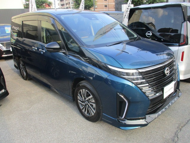 セレナ2.0 ハイウェイスターV