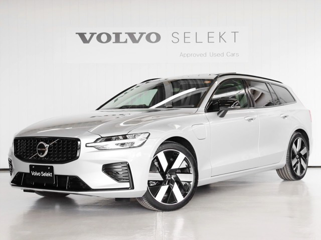 V60ウルトラ T6  AWD プラグインハイブリッド 4WD