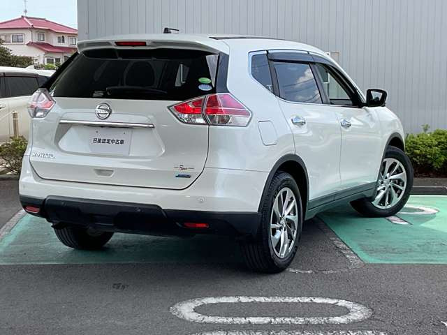 エクストレイル2.0 20Xtt エマージェンシーブレーキパッケージ 4WD 3列車