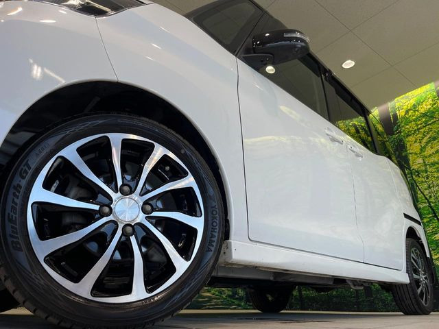 �y15�C���`�A���~�z�C�[���z�O�ςɃ}�b�`�����A���~�z�C�[���𑕒����Ă���܂��B�e��A���~�z�C�[����A�X�^�b�h���X�^�C�����戵�����Ă���܂��B���񂲑��k����������