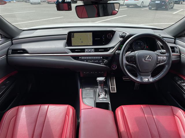 ES300h Fスポーツ