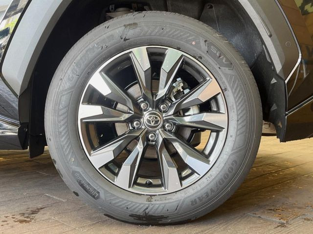 �y����18�C���`�A���~�z�C�[���z�O�ςɃ}�b�`���������A���~�z�C�[���𑕒����Ă���܂��B�e��ЊO�A���~�z�C�[����A�X�^�b�h���X�^�C�����戵�����Ă���܂��B���񂲑��k����������