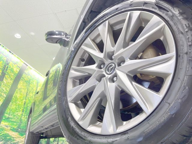 �y����19�C���`�A���~�z�C�[���z�O�ςɃ}�b�`���������A���~�z�C�[���𑕒����Ă���܂��B�e��ЊO�A���~�z�C�[����A�X�^�b�h���X�^�C�����戵�����Ă���܂��B���񂲑��k����������