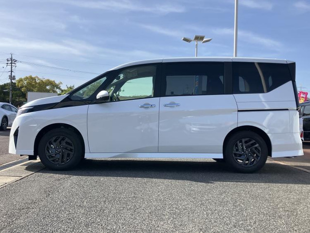 セレナ1.4 e-POWER ハイウェイスターV